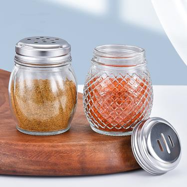 180Ml Embossed Glass Spice Jar With Replaceable Stainless Steel Shaker Lids For Kitchen Seasoning Storage