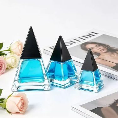 New Pyramid Glass Perfume Bottle Bayonet Press Type Refillable Essential Oil Bottle Clear Container Support Custom Logo