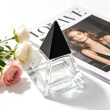 New Pyramid Glass Perfume Bottle Bayonet Press Type Refillable Essential Oil Bottle Clear Container Support Custom Logo