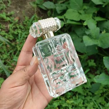 New Arrival 100ml Flat Square Snap Neck Thick Bottom Carved Crystal Glass Perfume Bottle In Stock