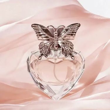 Heart Shaped Perfume Glass Bottle 50ml 60ml 100ml Creative Press Spray Bottle In Stock