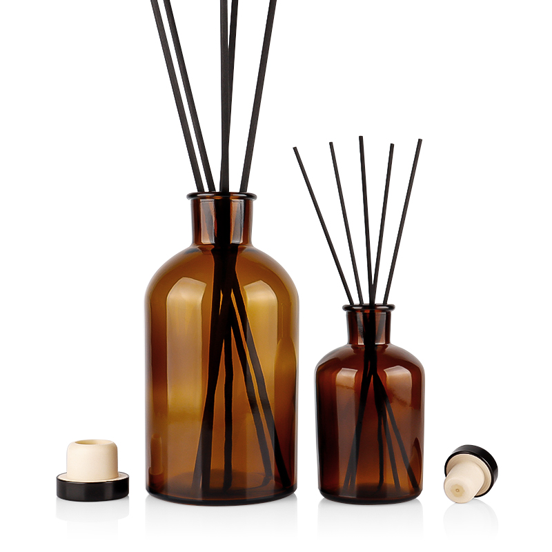 Bulk 250ml 1000ml Amber Glass Reed Diffuser Bottle with Polymer Stopper for Home Fragrance and Custom Wholesale Packaging